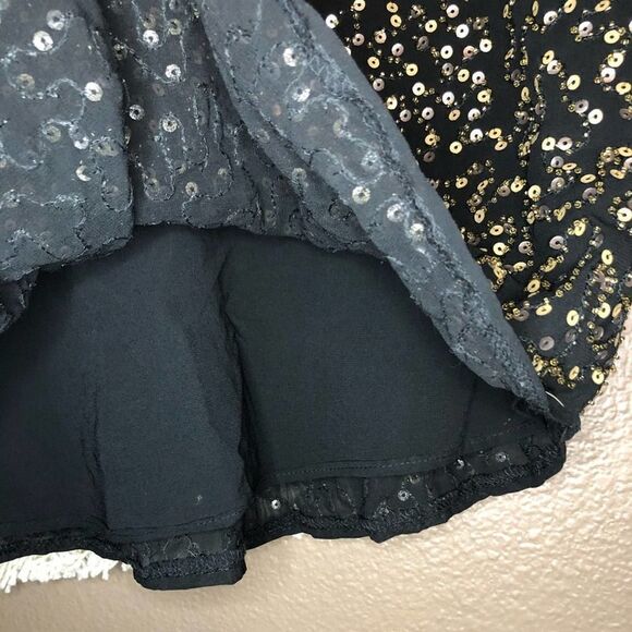 Harlowe & Graham Black & Gold Sequin Top - Picture 6 of 9